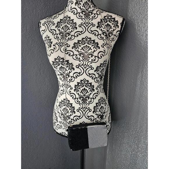 Cruise Club Handbags - Women's Cruise Club Metallic Sequins Chain Purse Bag Black & Silver 5.5" X 7"